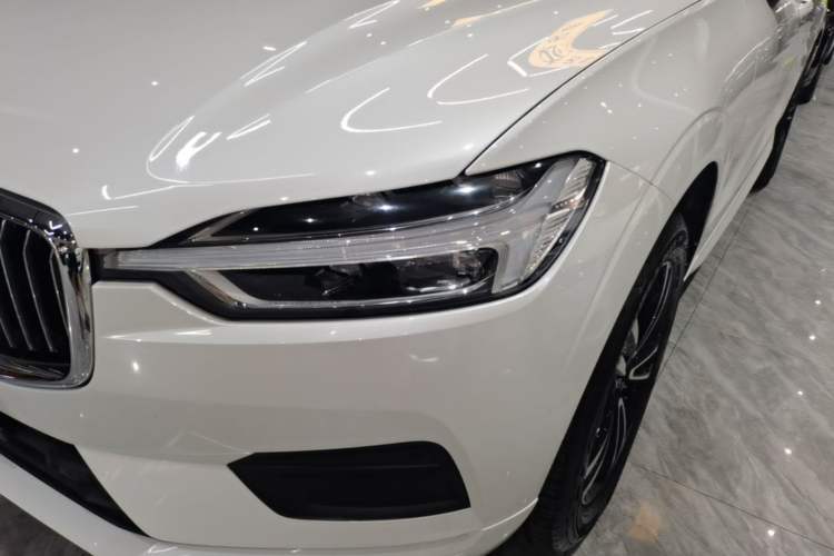 Used Volvo XC60 2019 T5 4x4 Smart Edition China V Standard Left Front Headlight