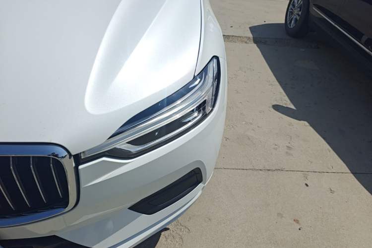 Used Volvo XC60 2019 T4 Zhiyi Edition China V Standard Left Front Headlight