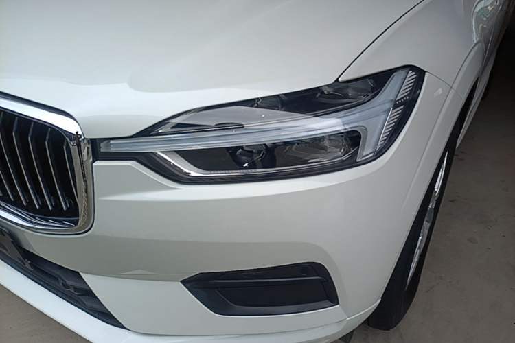 Used Volvo XC60 2019 T5 4x4 Smart Edition China VI Standard Left Front Headlight