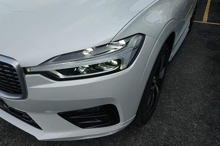 Used Volvo XC60 2019 T5 4x4 Zhiyuan Sport Edition China V Standard Left Front Headlight