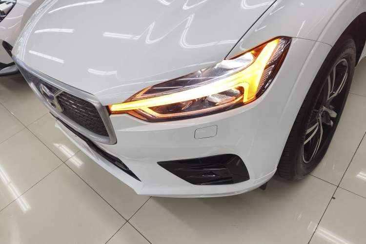 Used Volvo XC60 2019 T5 4x4 Zhiya Sport Edition China VI Standard Left Front Headlight