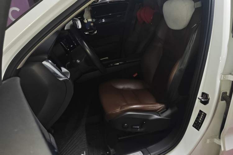 Used Volvo XC60 2019 T5 4x4 Smart Edition China V Standard Left Front Seat