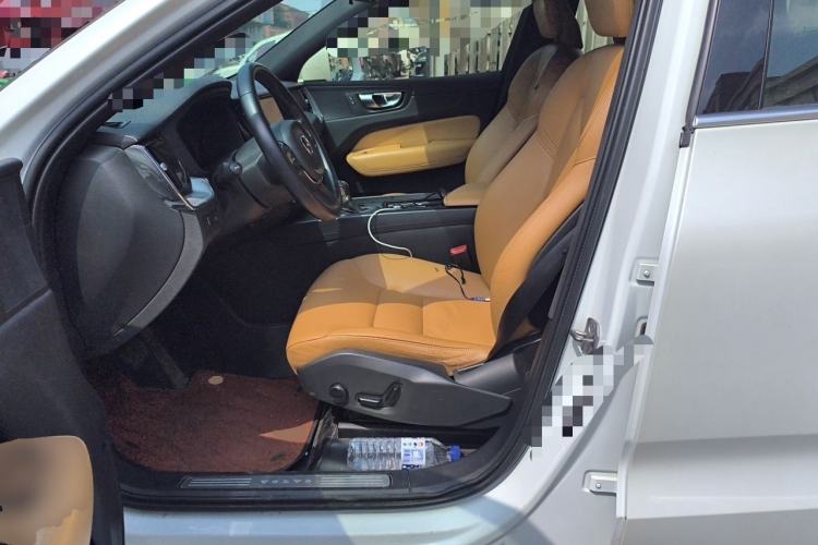Used Volvo XC60 2019 T5 4x4 Smart Edition China V Standard Left Front Seat