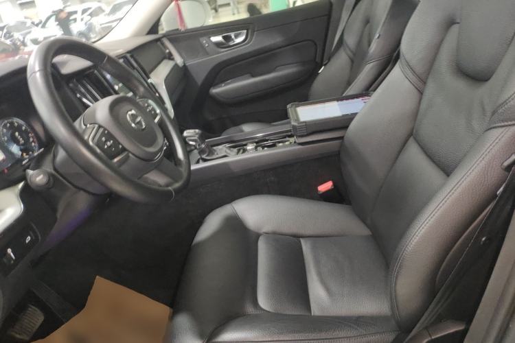 Used Volvo XC60 2019 T5 4x4 Smart Edition China V Standard Left Front Seat