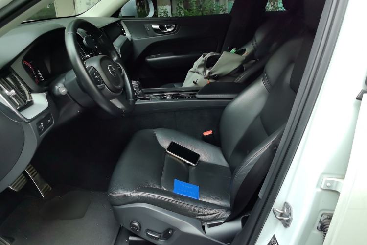 Used Volvo XC60 2019 T5 4x4 Smart Edition China V Standard Left Front Seat
