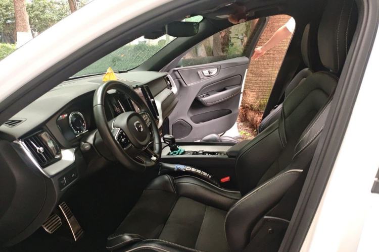 Used Volvo XC60 2019 T5 4x4 Zhiyuan Sport Edition China V Standard Left Front Seat