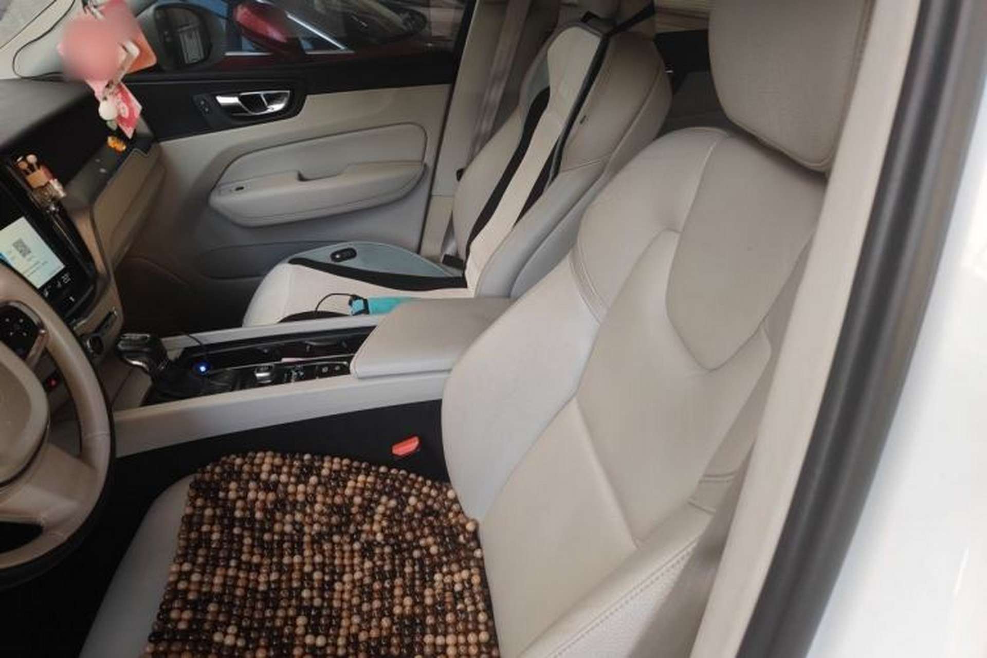 Used Volvo XC60 2019 T5 4x4 Smart Edition China V Standard Left Front Seat