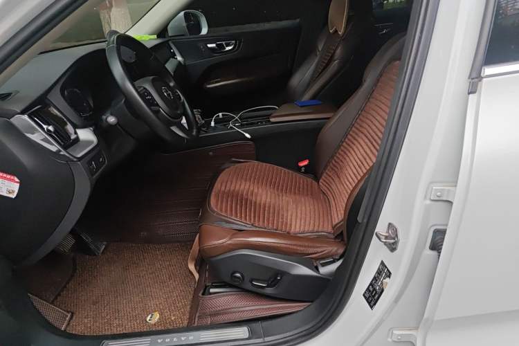 Used Volvo XC60 2019 T5 4x4 Smart Edition China V Standard Left Front Seat