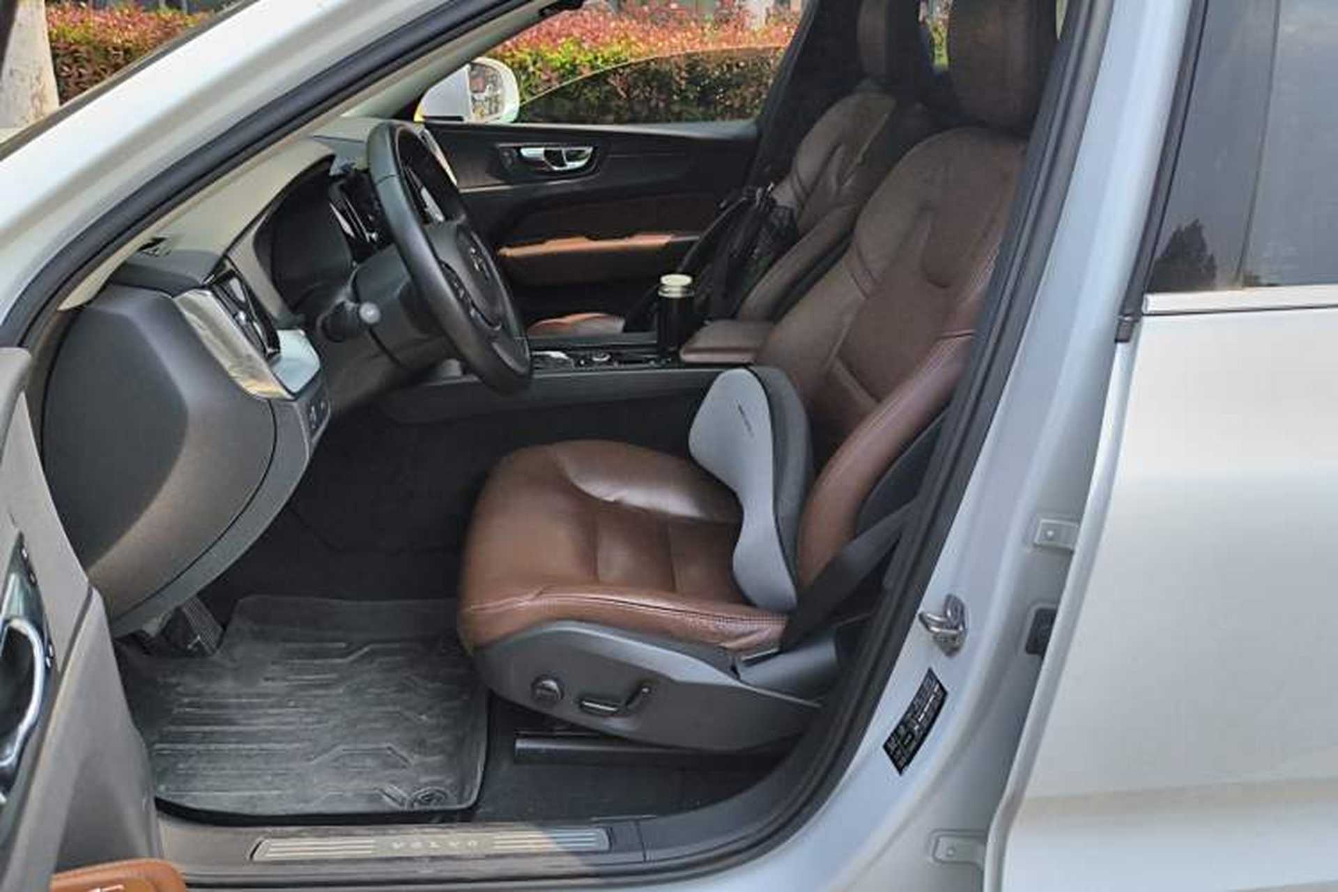 Used Volvo XC60 2019 T5 4x4 Smart Edition China V Standard Left Front Seat