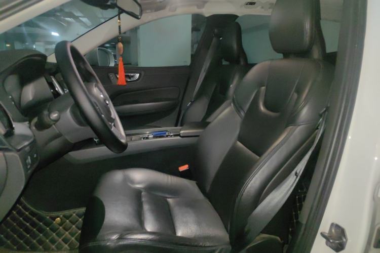 Used Volvo XC60 2019 T5 4x4 Smart Edition China V Standard Left Front Seat