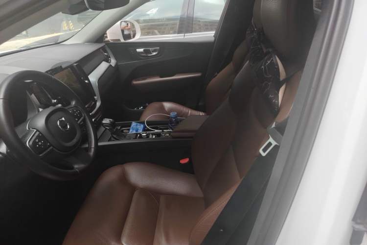 Used Volvo XC60 2019 T5 4x4 Smart Edition China V Standard Left Front Seat