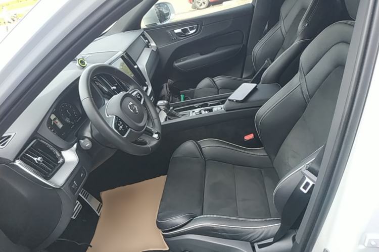 Used Volvo XC60 2019 T5 4x4 Zhiyuan Sport Edition China V Standard Left Front Seat