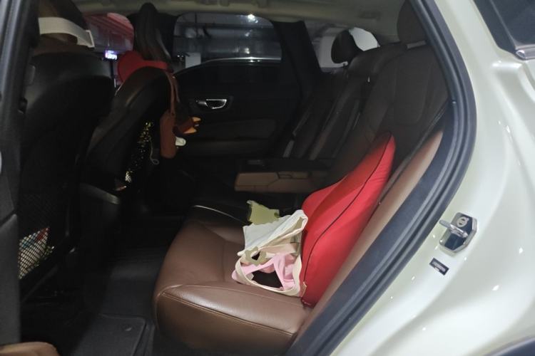 Used Volvo XC60 2019 T5 4x4 Smart Edition China V Standard Left Rear Seat