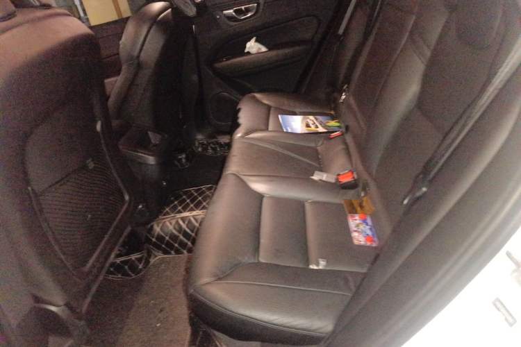 Used Volvo XC60 2019 T5 4x4 Smart Edition China V Standard Left Rear Seat