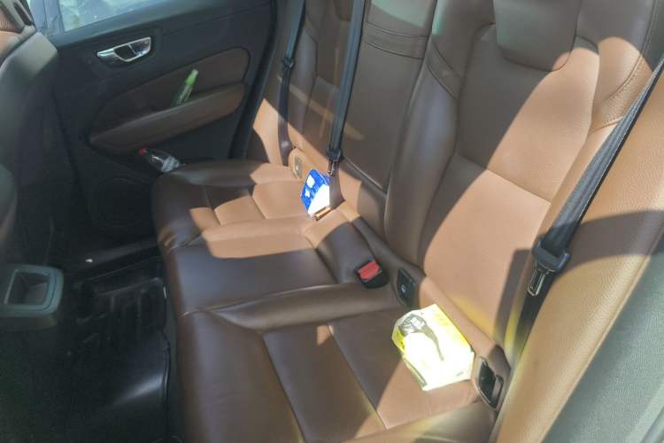 Used Volvo XC60 2019 T5 4x4 Smart Edition China V Standard Left Rear Seat