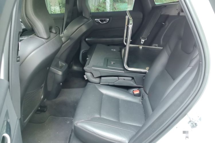 Used Volvo XC60 2019 T5 4x4 Smart Edition China V Standard Left Rear Seat