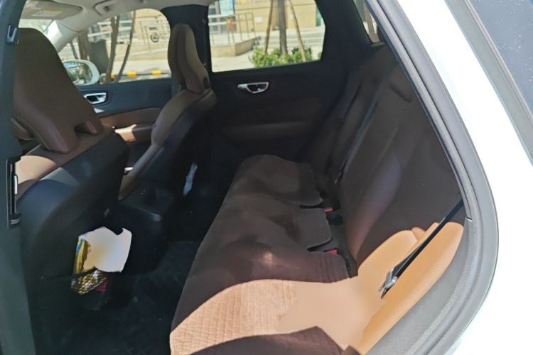 Used Volvo XC60 2019 T5 4x4 Smart Edition China VI Standard Left Rear Seat