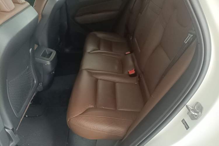 Used Volvo XC60 2019 T5 4x4 Smart Edition China VI Standard Left Rear Seat