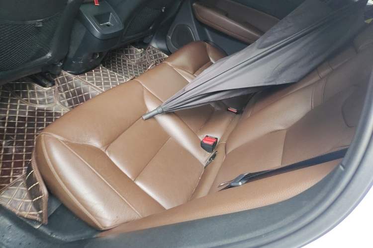 Used Volvo XC60 2019 T5 4x4 Smart Edition China V Standard Left Rear Seat