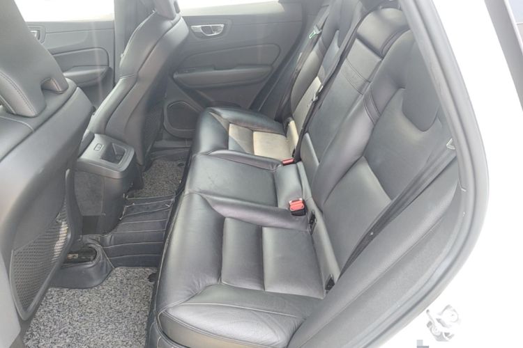 Used Volvo XC60 2019 T5 4x4 Smart Edition China V Standard Left Rear Seat