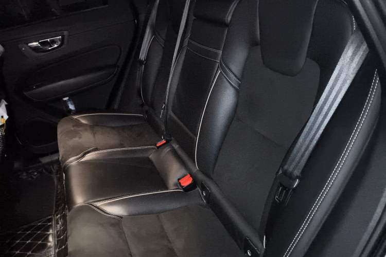 Used Volvo XC60 2019 T5 4x4 Zhiyuan Sport Edition China V Standard Left Rear Seat