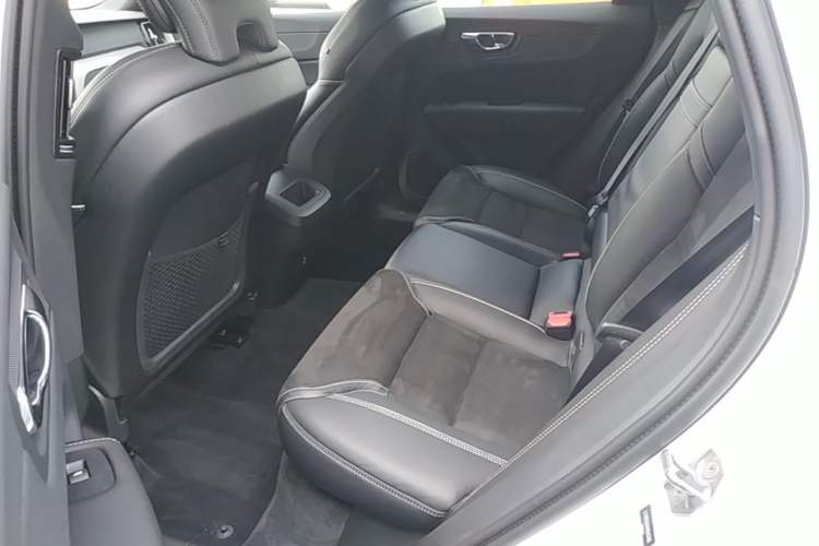 Used Volvo XC60 2019 T5 4x4 Zhiyuan Sport Edition China V Standard Left Rear Seat