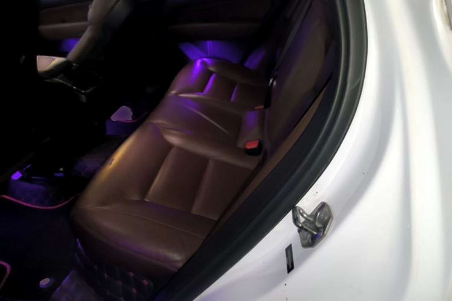Used Volvo XC60 2019 T5 4x4 Zhiya Luxury Edition China VI Standard Left Rear Seat