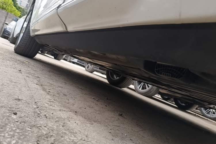 Used Volvo XC60 2019 T5 4x4 Smart Edition China VI Standard Left Side Sill