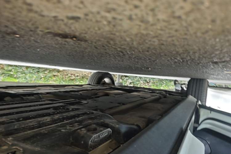 Used Volvo XC60 2019 T5 4x4 Smart Edition China VI Standard Left Side Sill