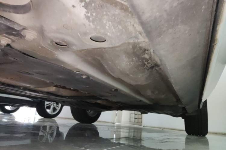 Used Volvo XC60 2019 T5 4x4 Smart Edition China VI Standard Left Side Sill
