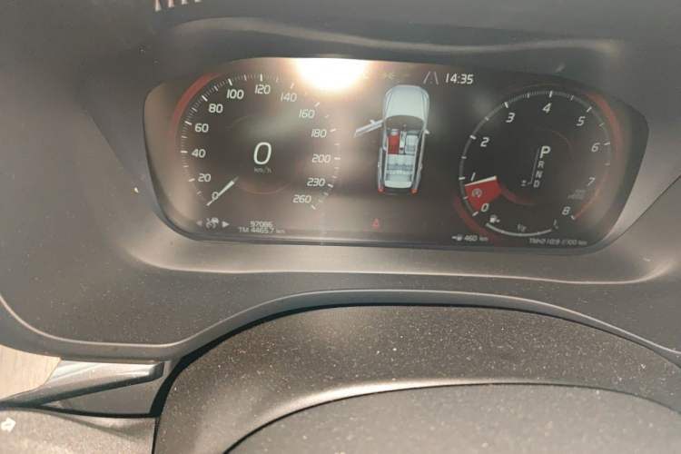 Used Volvo XC60 2019 T5 4x4 Zhiya Luxury Edition China V Standard Odometer Close Up