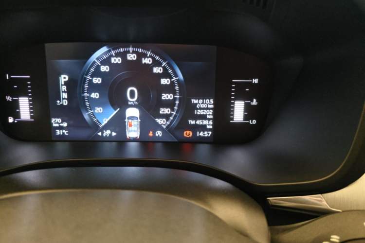 Used Volvo XC60 2019 T5 4x4 Smart Edition China VI Standard Odometer Close Up