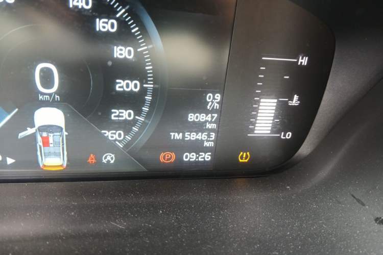 Used Volvo XC60 2019 T5 4x4 Smart Edition China VI Standard Odometer Close Up
