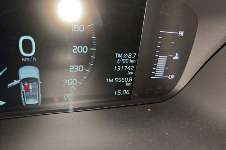 Used Volvo XC60 2019 T5 4x4 Smart Edition China VI Standard Odometer Close Up
