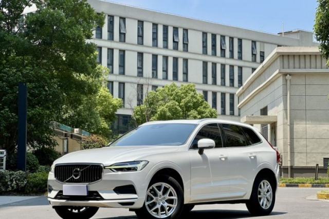 Used Volvo XC60 2019 T5 4x4 Smart Edition China VI Standard