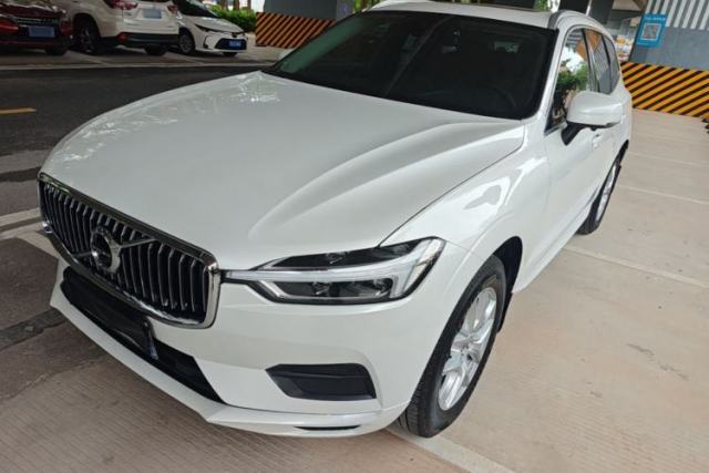 Używany Volvo XC60 2019 T5 4x4 Smart Edition China VI Standard