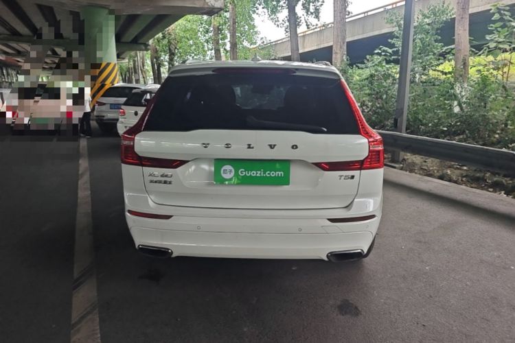Used Volvo XC60 2019 T5 4x4 Smart Edition China VI Standard Rear