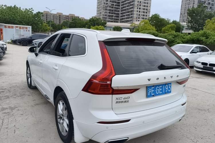 Used Volvo XC60 2019 T5 4x4 Smart Edition China V Standard Rear Left 45 Deg