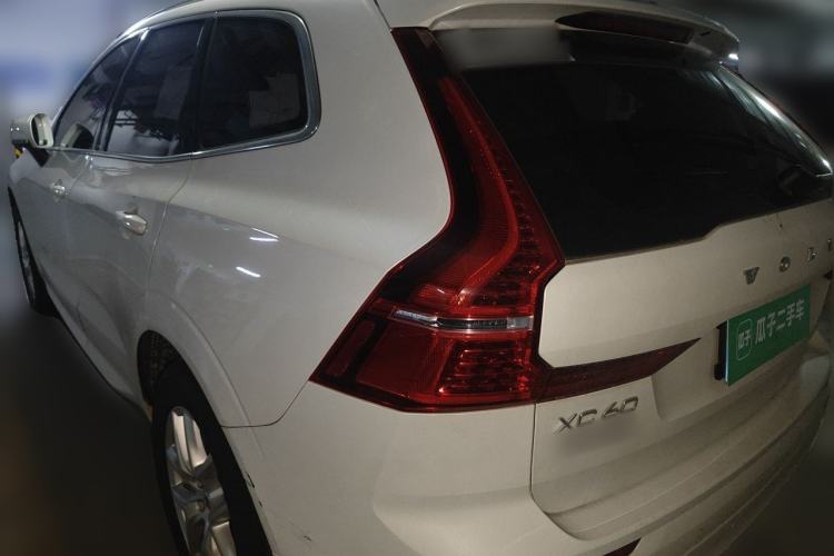 Used Volvo XC60 2019 T5 4x4 Smart Edition China V Standard Rear Left 45 Deg