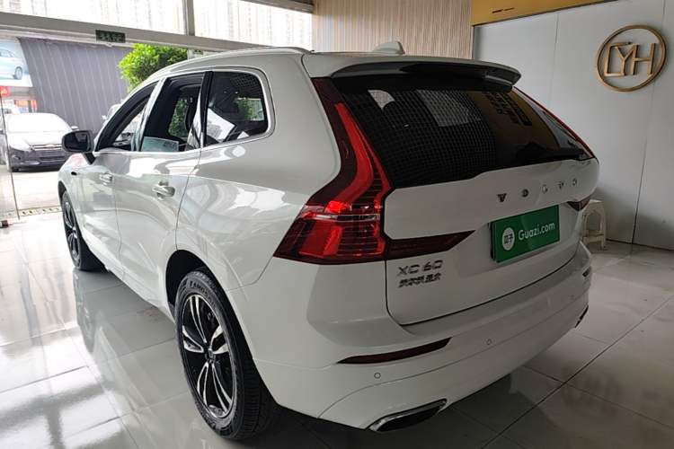 Used Volvo XC60 2019 T5 4x4 Smart Edition China V Standard Rear Left 45 Deg