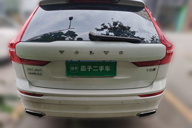 Used Volvo XC60 2019 T5 4x4 Smart Edition China VI Standard Rear