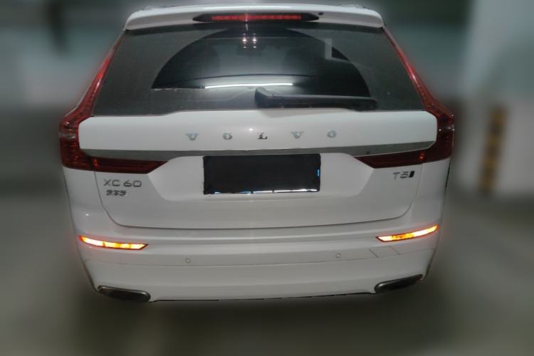 Used Volvo XC60 2019 T5 4x4 Smart Edition China V Standard Rear