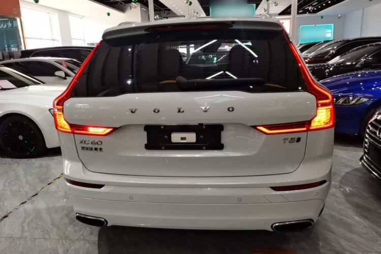 Used Volvo XC60 2019 T5 4x4 Smart Edition China V Standard Rear