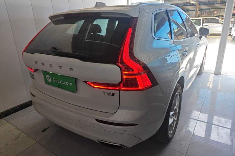 Used Volvo XC60 2019 T5 4x4 Smart Edition China V Standard Rear Right 45 Deg