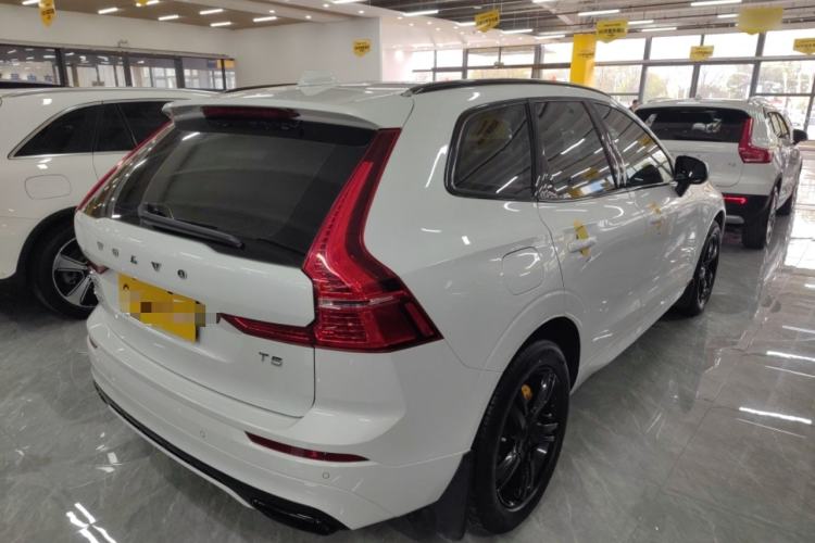 Used Volvo XC60 2019 T5 4x4 Smart & Dynamic Sport Edition China VI Standard Rear Right 45 Deg