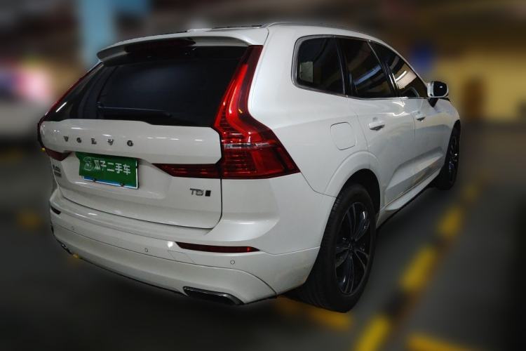 Used Volvo XC60 2019 T5 4x4 Smart Edition China V Standard Rear Right 45 Deg