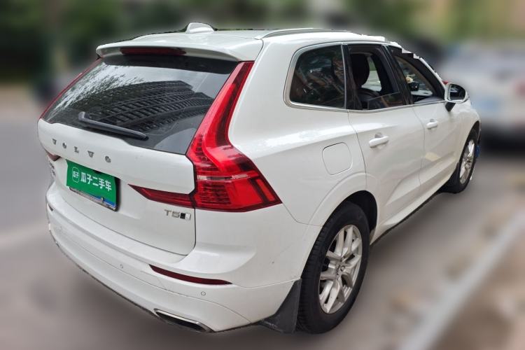 Used Volvo XC60 2019 T5 4x4 Smart Edition China V Standard Rear Right 45 Deg