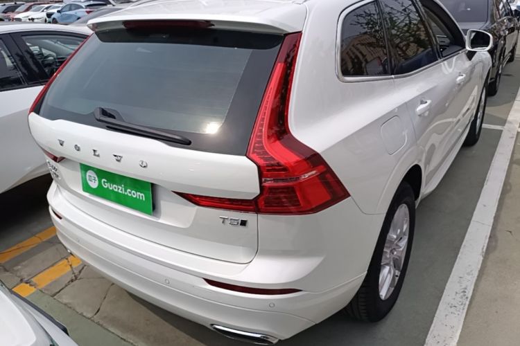 Used Volvo XC60 2019 T5 4x4 Smart Edition China VI Standard Rear Right 45 Deg
