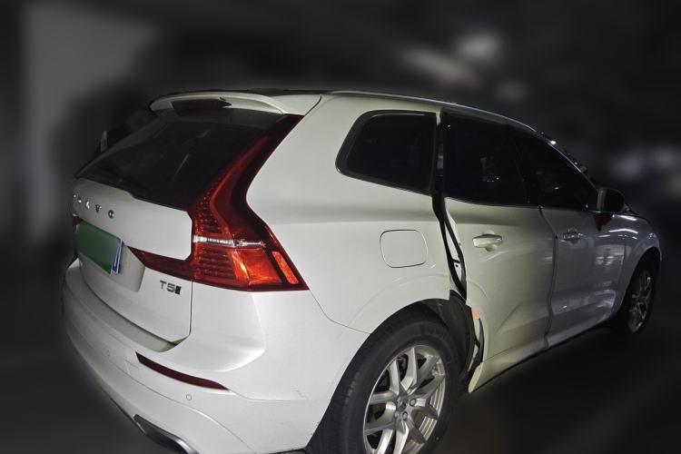 Used Volvo XC60 2019 T5 4x4 Smart Edition China V Standard Rear Right 45 Deg