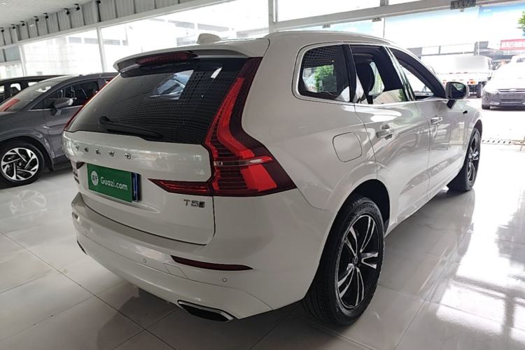 Used Volvo XC60 2019 T5 4x4 Smart Edition China V Standard Rear Right 45 Deg